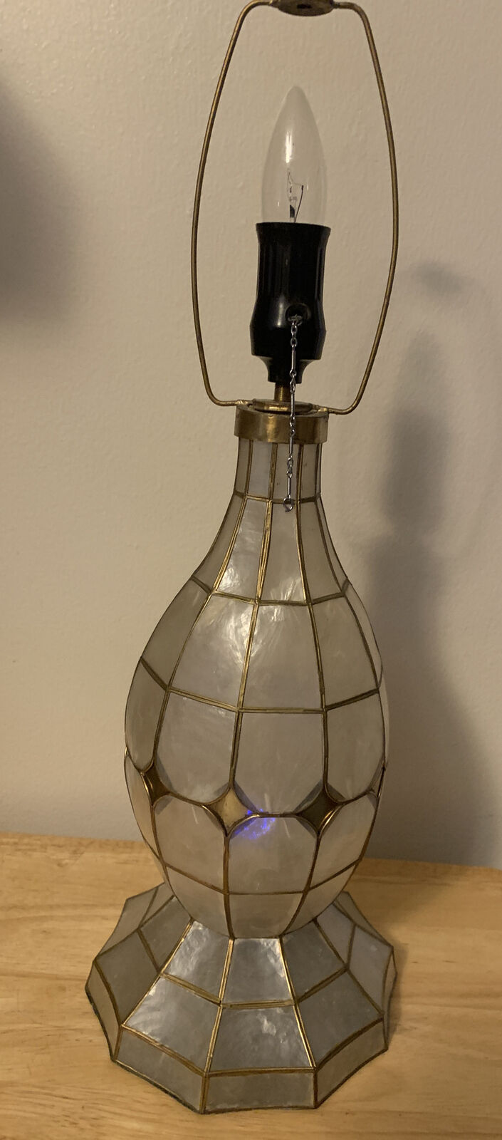 Vintage Capiz Shell Table Lamp Gold Brass Unique 21” Tall No Shade Tested