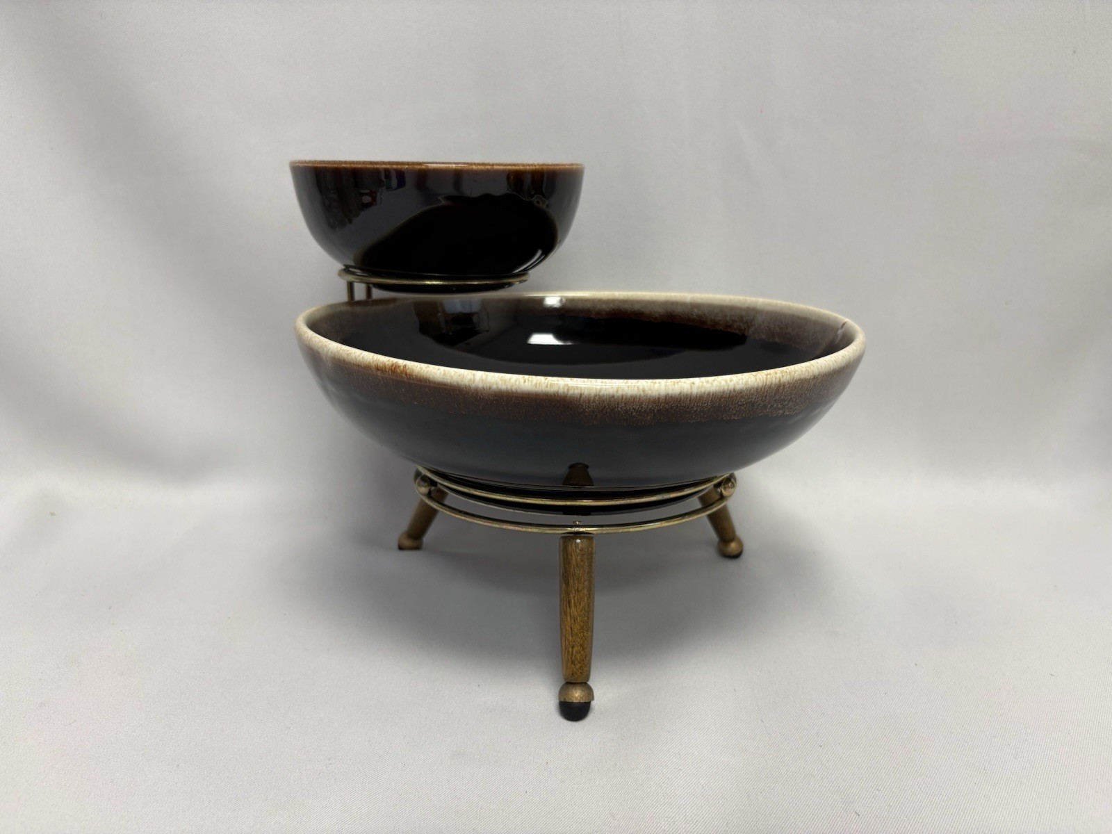 Vintage Pfaltzgraff Pottery Brown Dripware Chip And Dip Bowls Rack MCM Vintage Pfaltzgraff Pottery Brown Dripware Chip And Dip Bowls Rack MCM