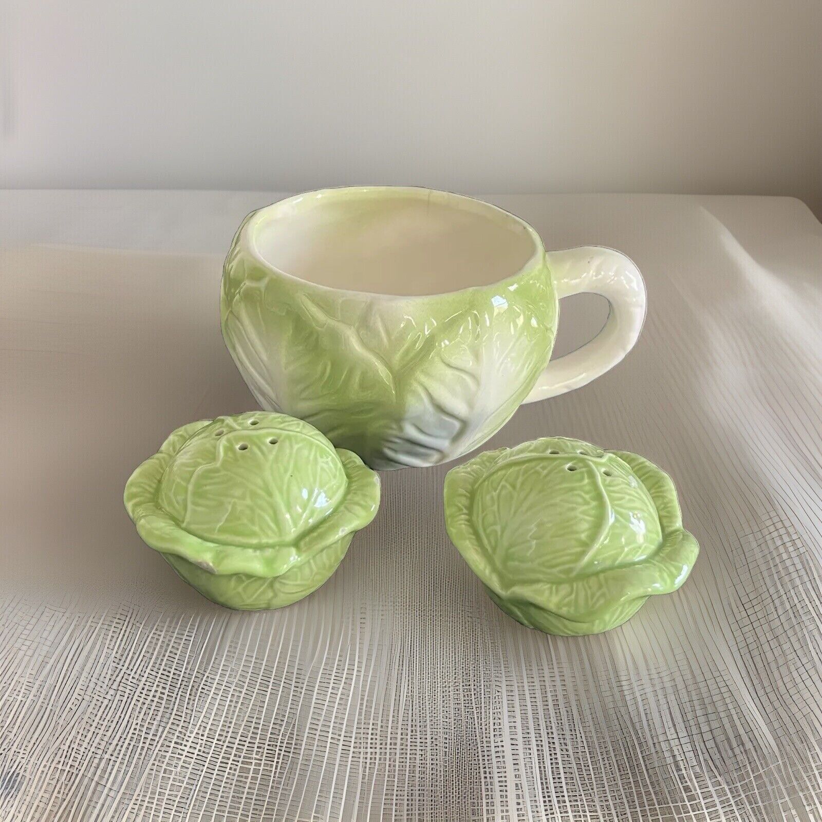 Vintage Lettuce Cabbage Ceramic Salt Pepper Shakers & Mug Spring Garden