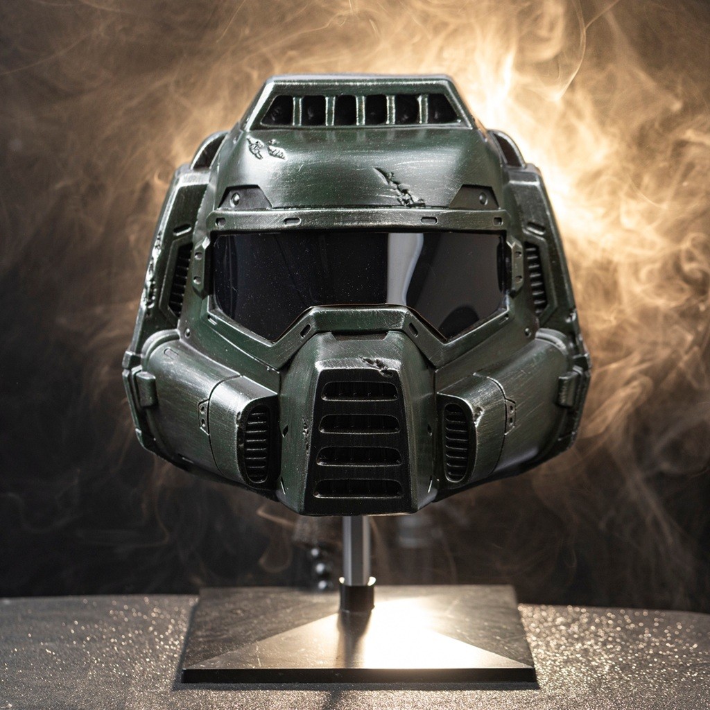 Classic Doom Guy Helmet Cosplay Mask Props Game Resin Replica Halloween Wearable