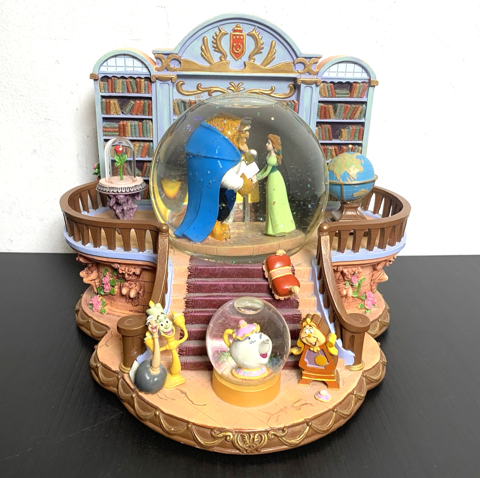 Disney Store - VTG Beauty & The Beast Library Musical Double Snow Globe Disney Store - VTG Beauty & The Beast Library Musical Double Snow Globe