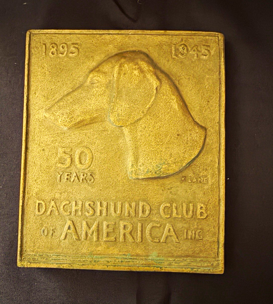 Dachshund Club of America 50 Years 1895-1945. 5.5 inch’s. KLANE, patern back.