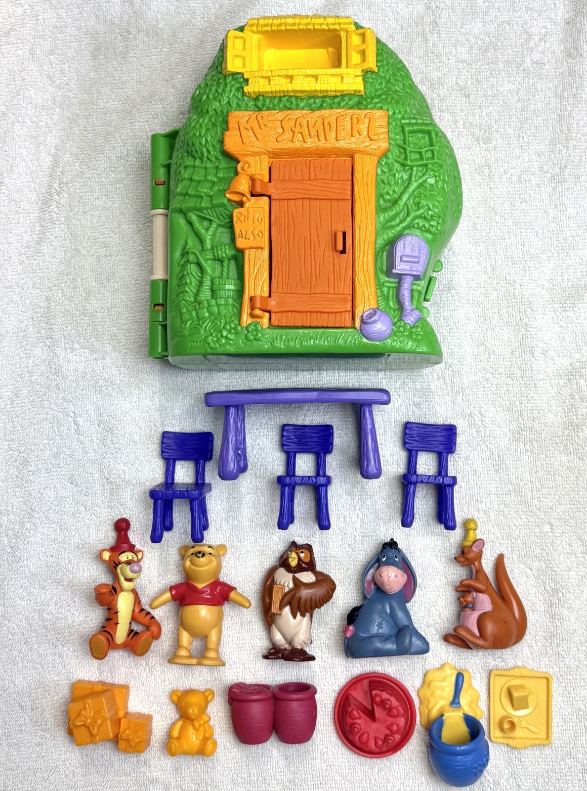 Vintage 1992 Disney Winnie the Pooh Mr Sanders Treehouse Playset - EUC