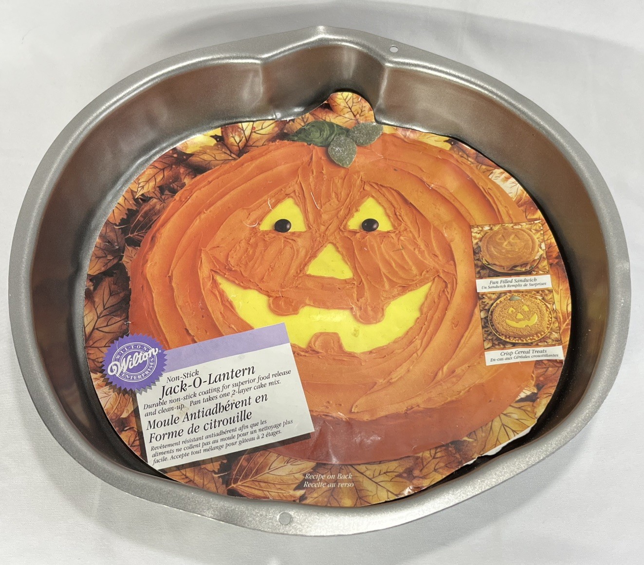 Vintage 1997 Wilton Cake Pan Jack-o-Lantern Pumpkin Mold 2105-1516 Unused
