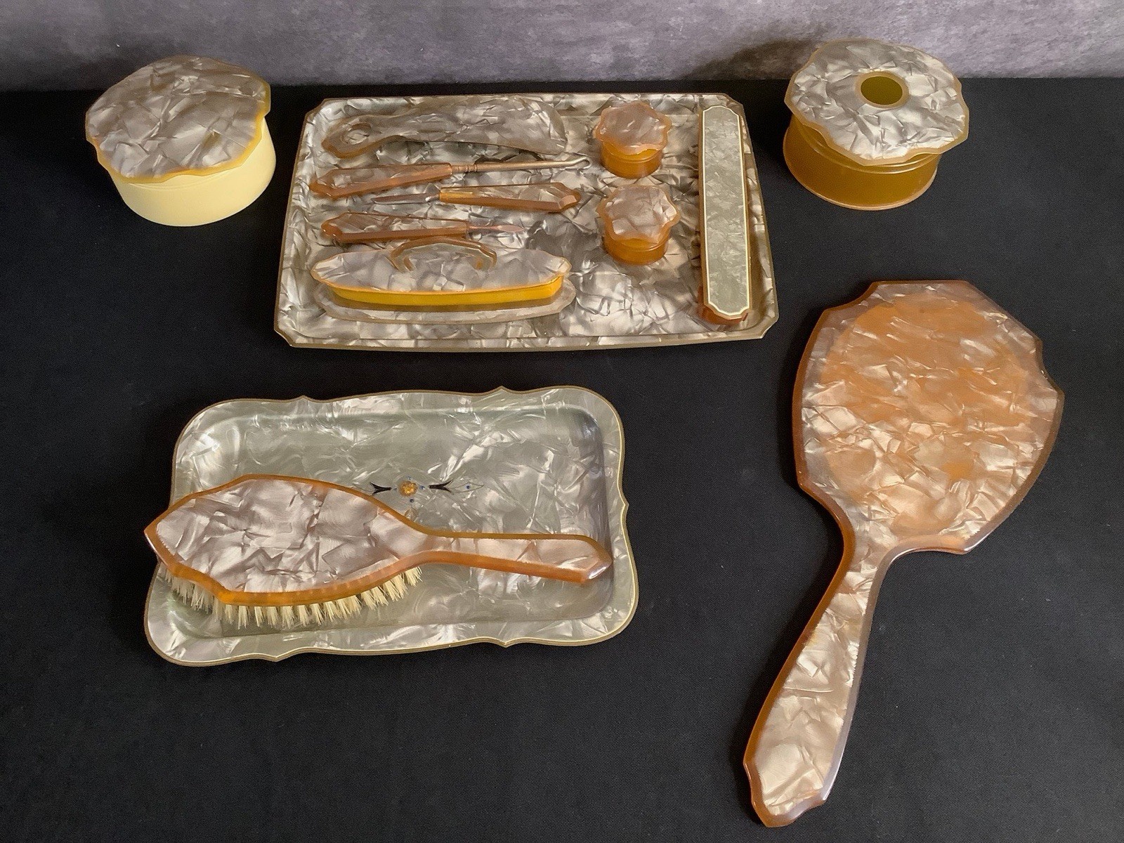 VTG Art Deco Pearlized Celluloid/Bakelite Vanity Dresser Set W Tray