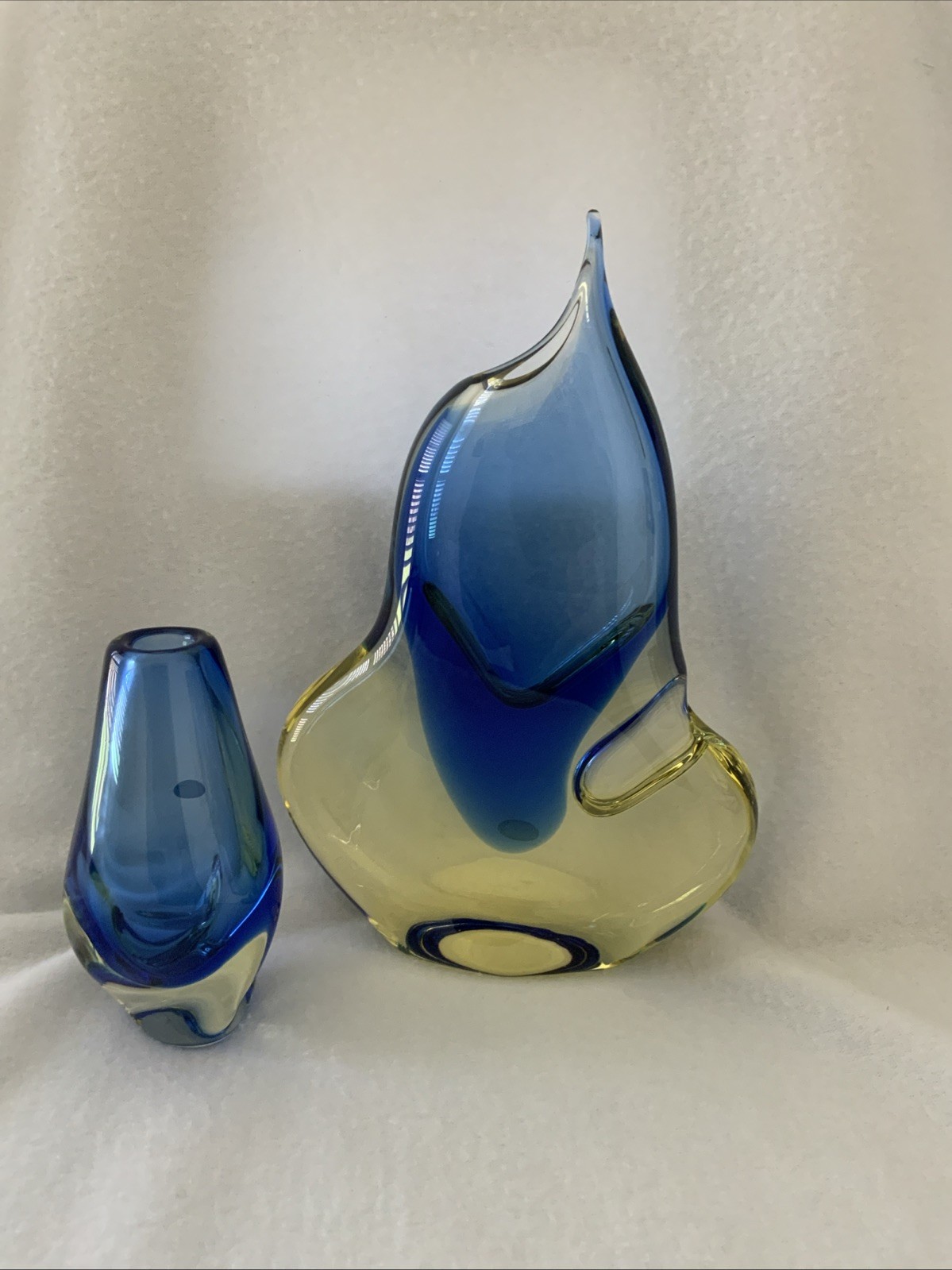 Vintage Czech Republic Unique Pair Hand Blown Vases Blue And Yellow Art Glass Vintage Czech Republic Unique Pair Hand Blown Vases Blue And Yellow Art Glass