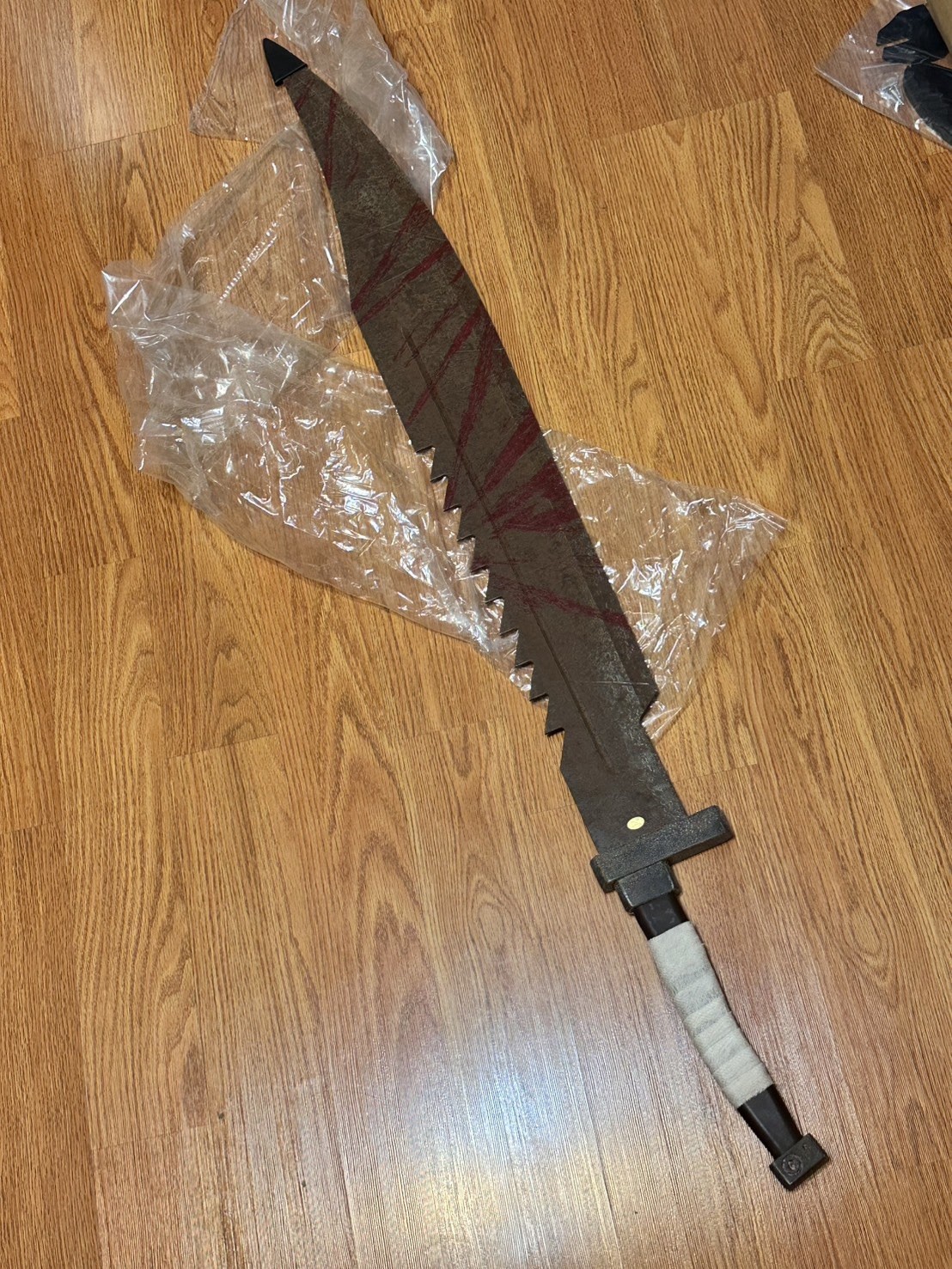 Great Knife Silent Hill 2 Heavy Duty 1:1 Full Metal With Wood Display stand  47”