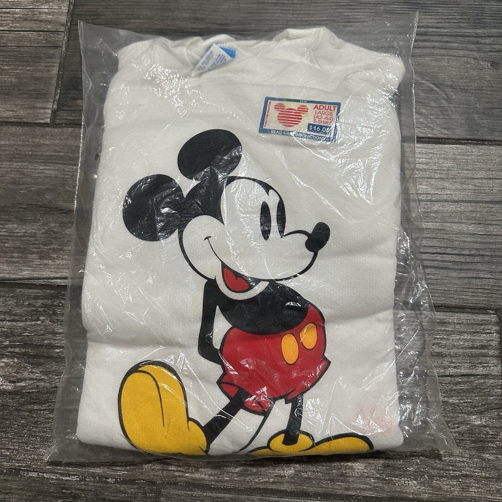 VTG 80s NEW DISNEY CHARACTER FASHIONS MICKEY MOUSE WHITE CREWNECK SWEATSHIRT L VTG 80s NEW DISNEY CHARACTER FASHIONS MICKEY MOUSE WHITE CREWNECK SWEATSHIRT L