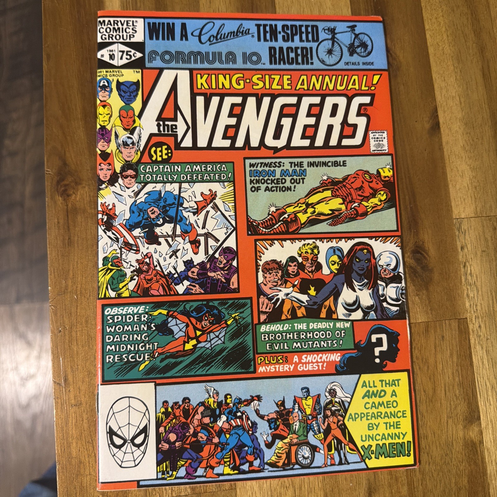 Marvel The Avengers King-Size Annual #10 NM 1st APP of Rogue