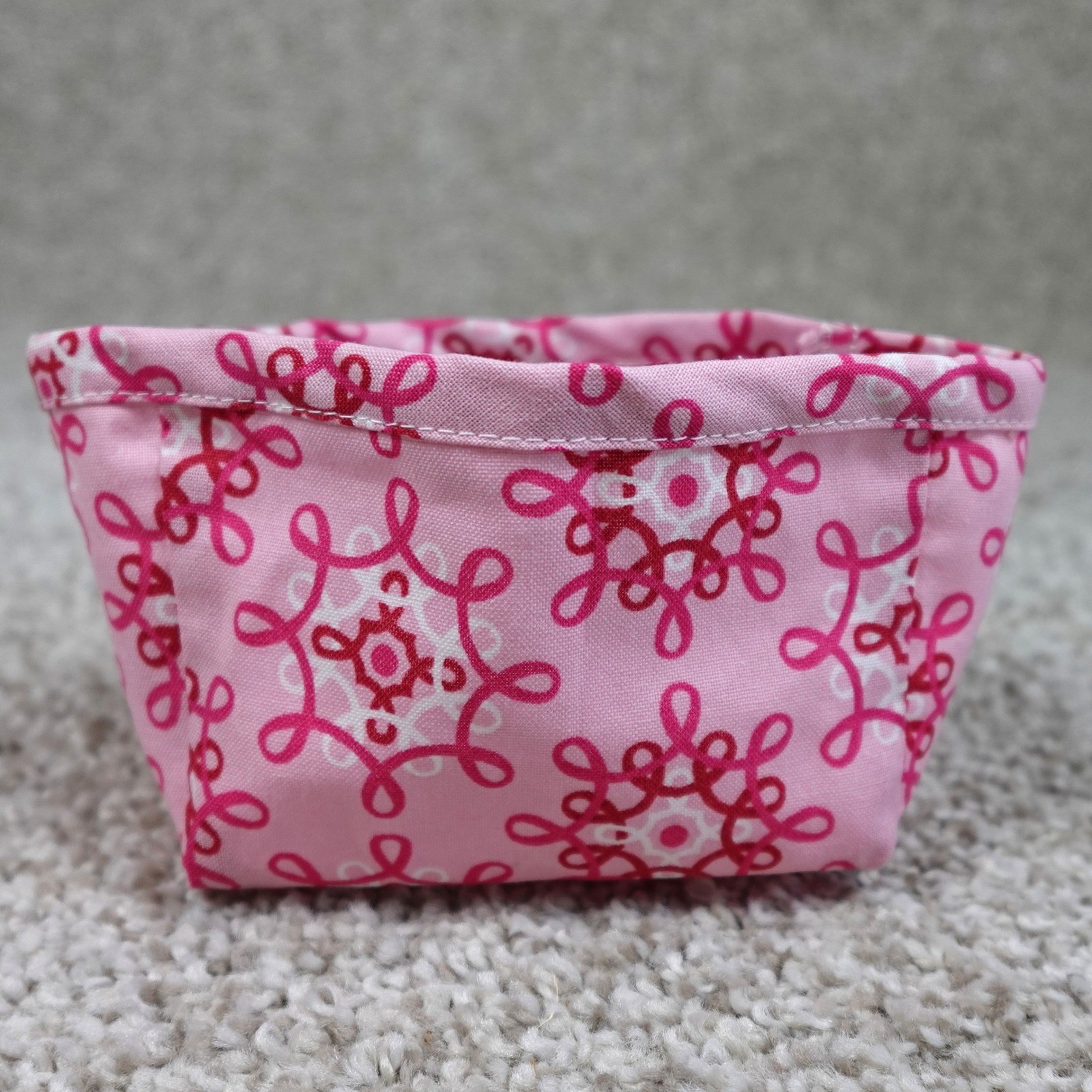 Longaberger 2014 Horizon of Hope Basket Liner Pink White Ribbon Pattern
