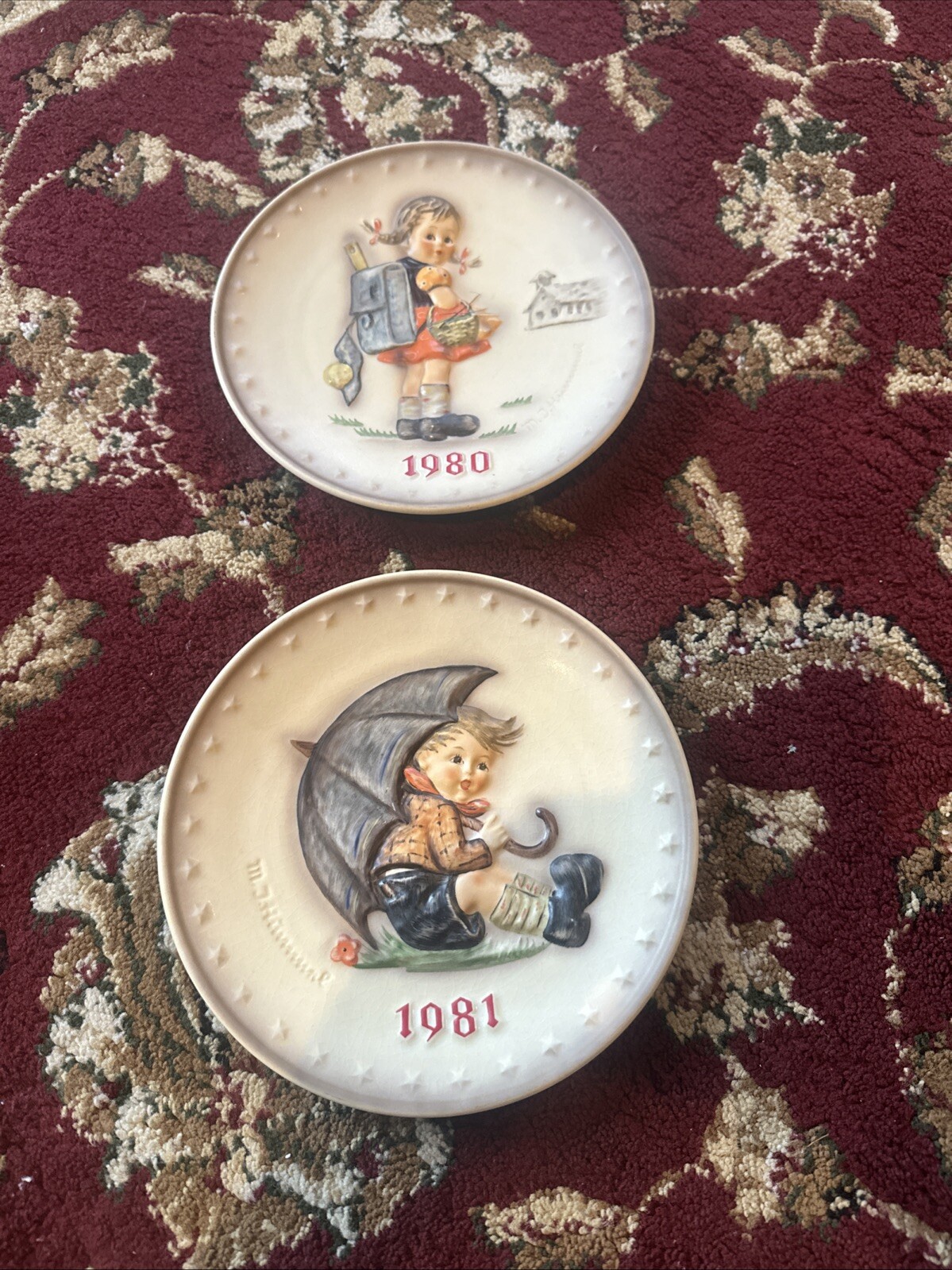 (2) M.J. Hummel W. Goebel West Germany Collector Plates 1980 & 1981 No Boxes
