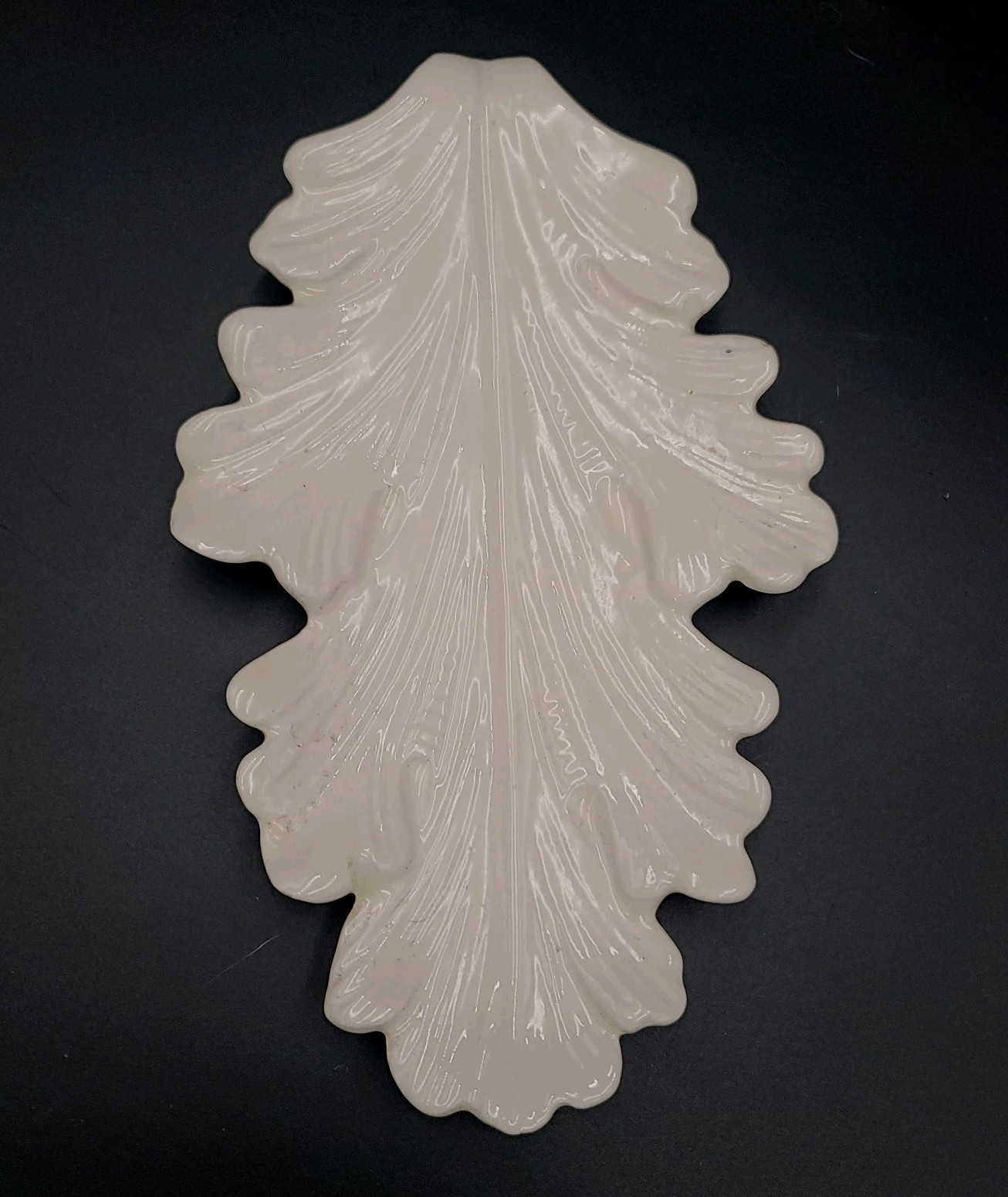 Vintage Oak Leaf Spoon Rest 9