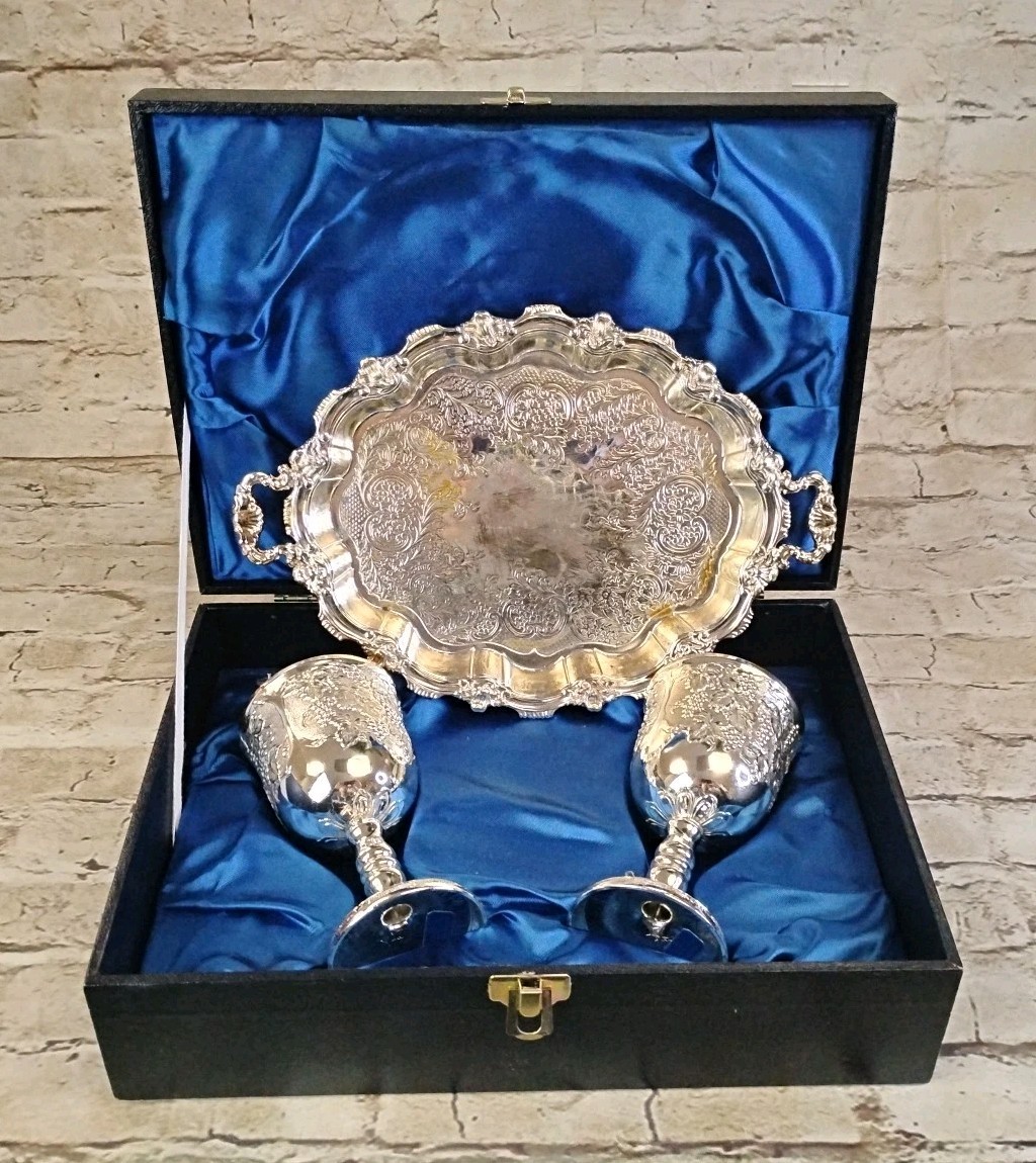 Shabbat Kiddush Goblet & Tray Set W/ Box Silver Plated Engraved Grapes Vintage