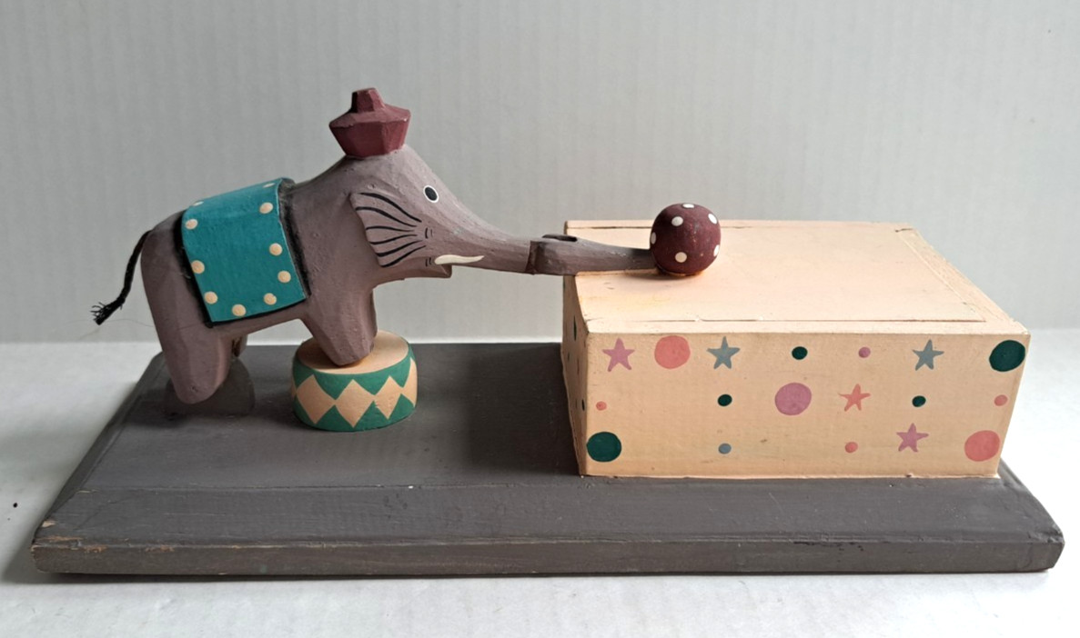 VTG Folk Art Carved Hand Painted Wooden Elephant Circus Toy Box Movement Pier 1