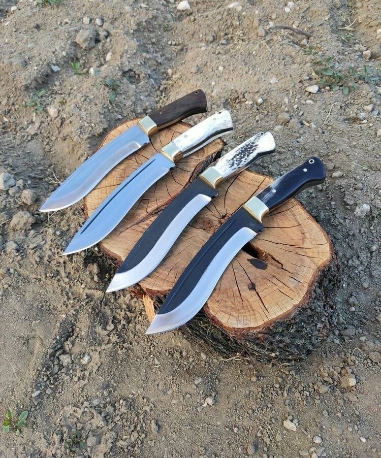 WILD CUSTOM HANDMADE 13 INCHES LONG IN HIGH GRADE STEEL HUNTING 4 BOWIE KNIVES