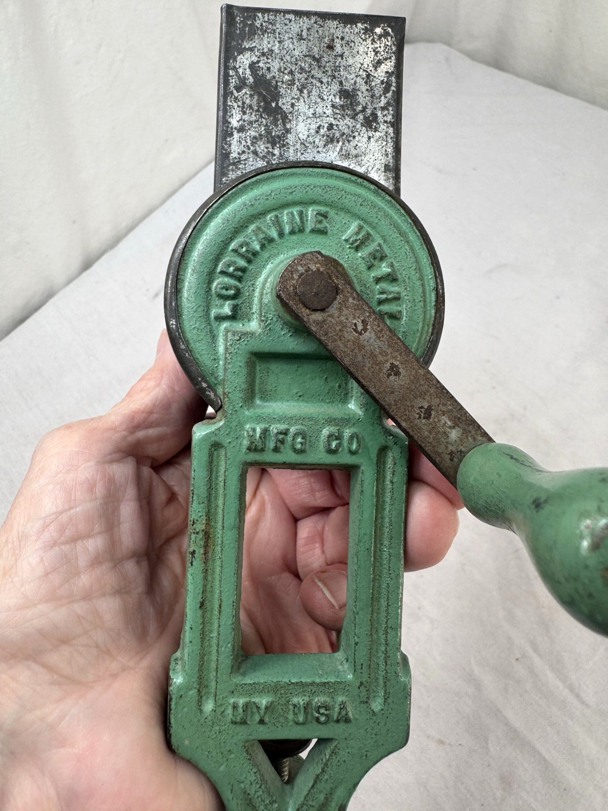 Antique Vtg Green Lorraine Nut Cheese Grinder Metal Clamp Kitchen Display FrShip