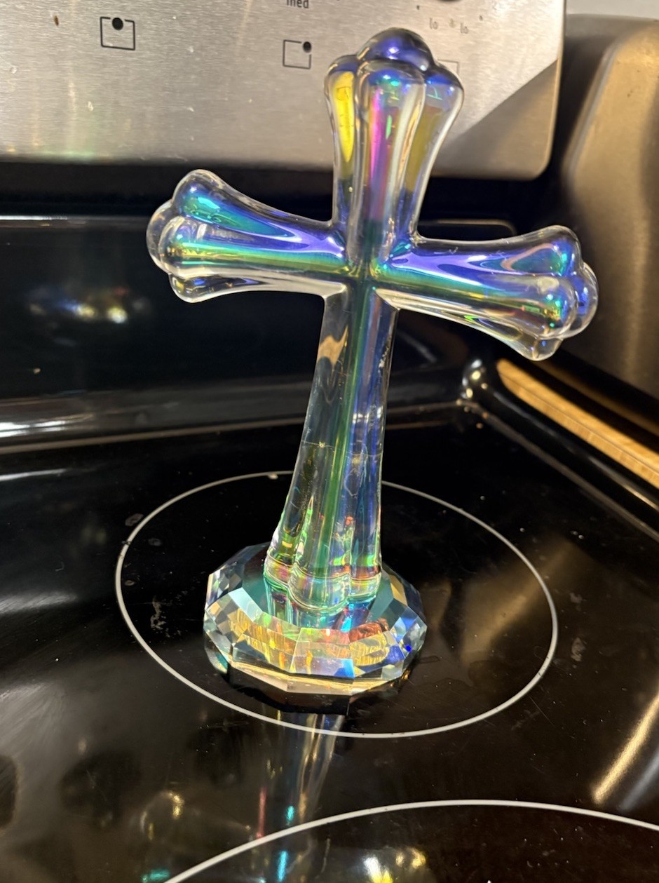 Beautiful Iridescent Glass Standing Cross Decoration  7
