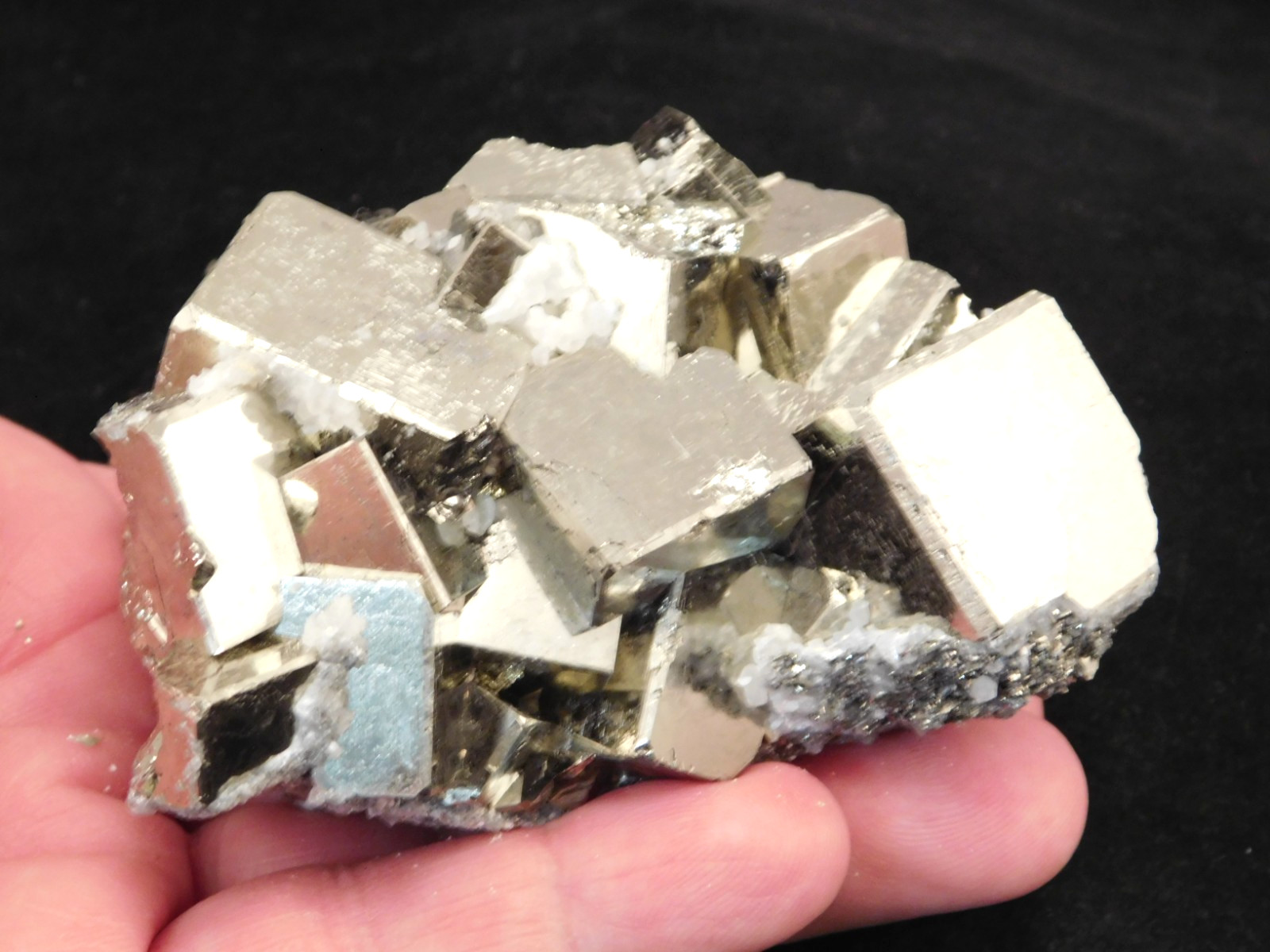 Big 100% Natural PYRITE CUBE Cluster From Peru 612gr