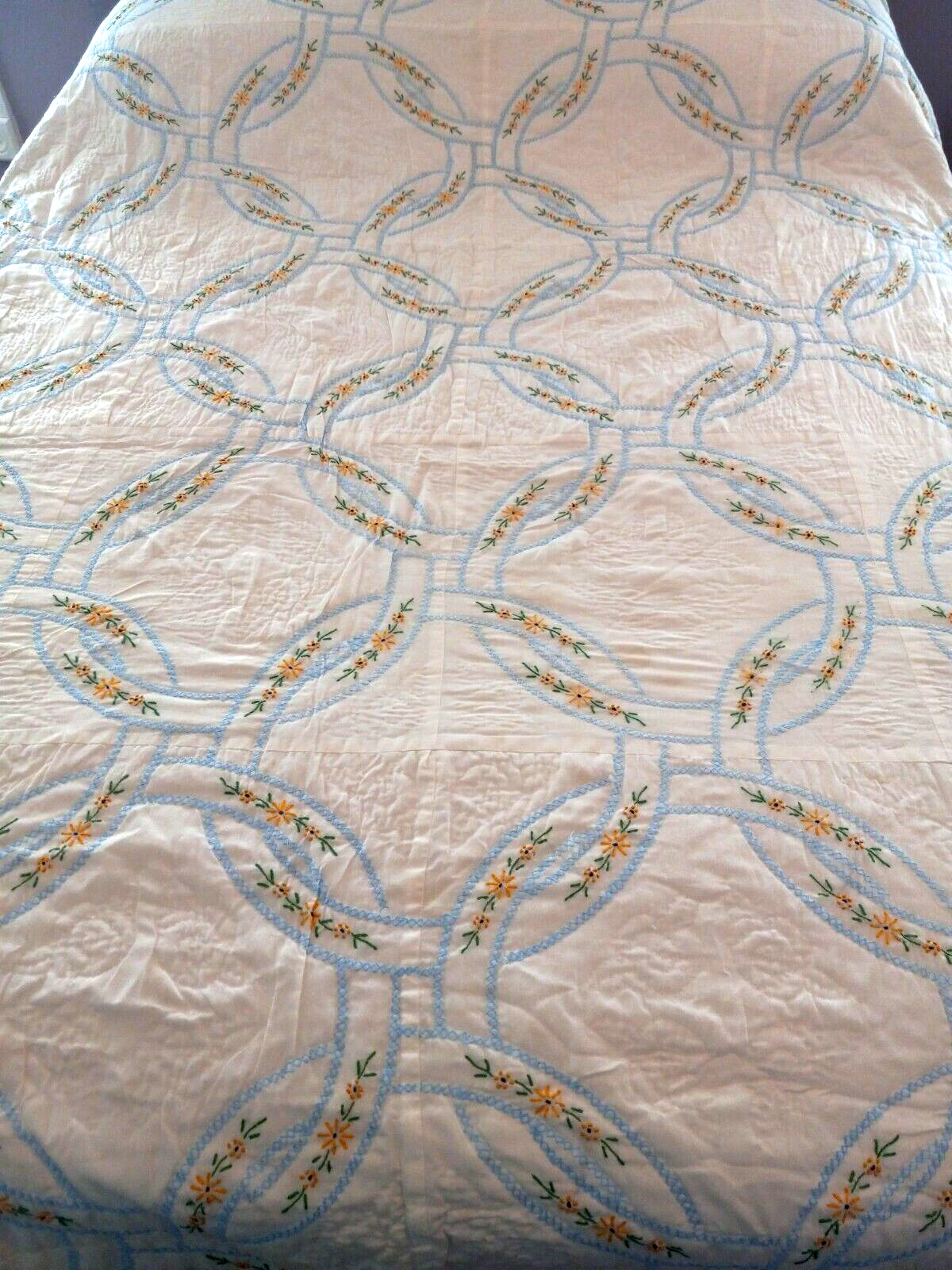 Vintage Hand Made Hand Embroidered Xstitch Double Wedding Ring Quilt 97