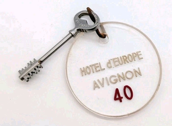 Vintage Hotel d'Europe Key Avignon France Metal Skeleton Key & Clear Circle Fob 