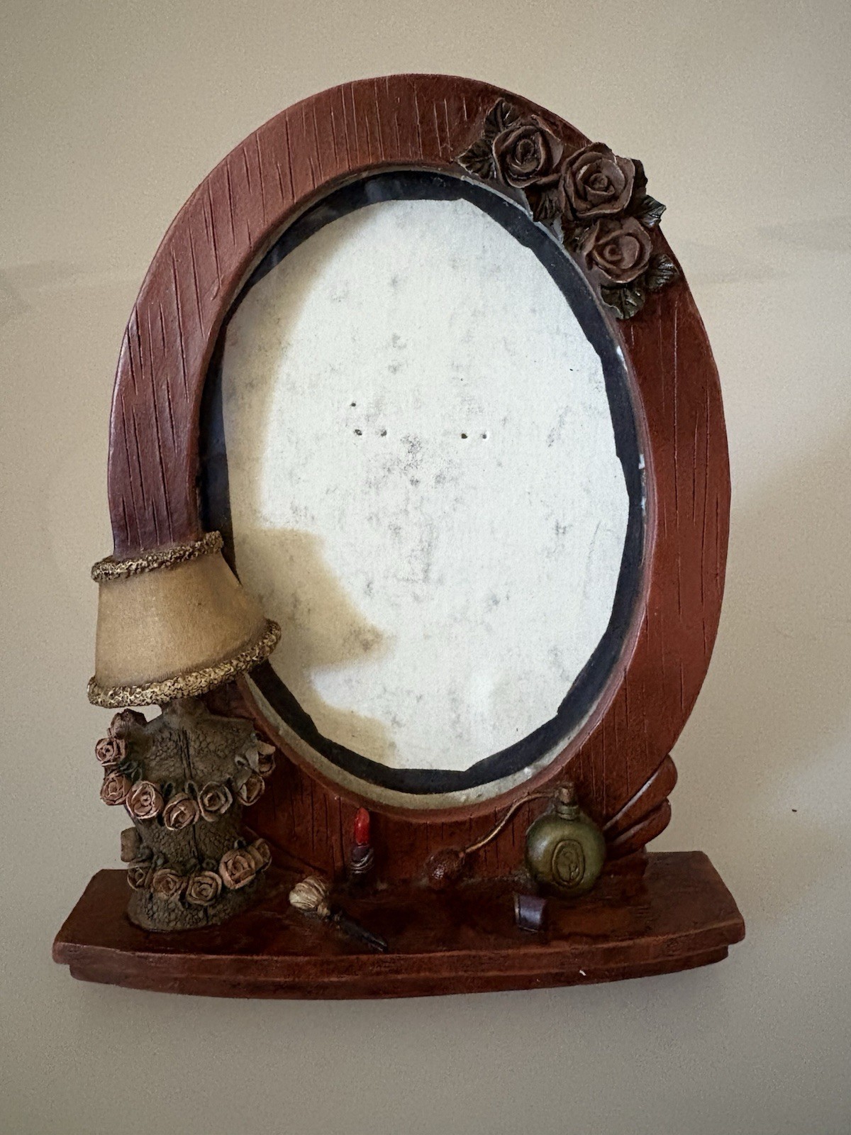 The Unique Collection Antique 3D Picture Frame 6x4” The Unique Collection Antique 3D Picture Frame 6x4”