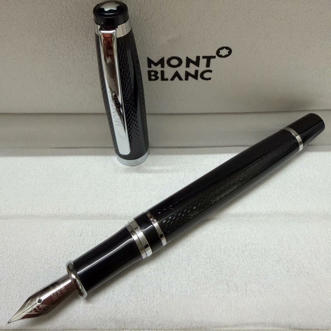 Mb Meisterstück 146 Classique Fountain Pen Black Gold w/ Box