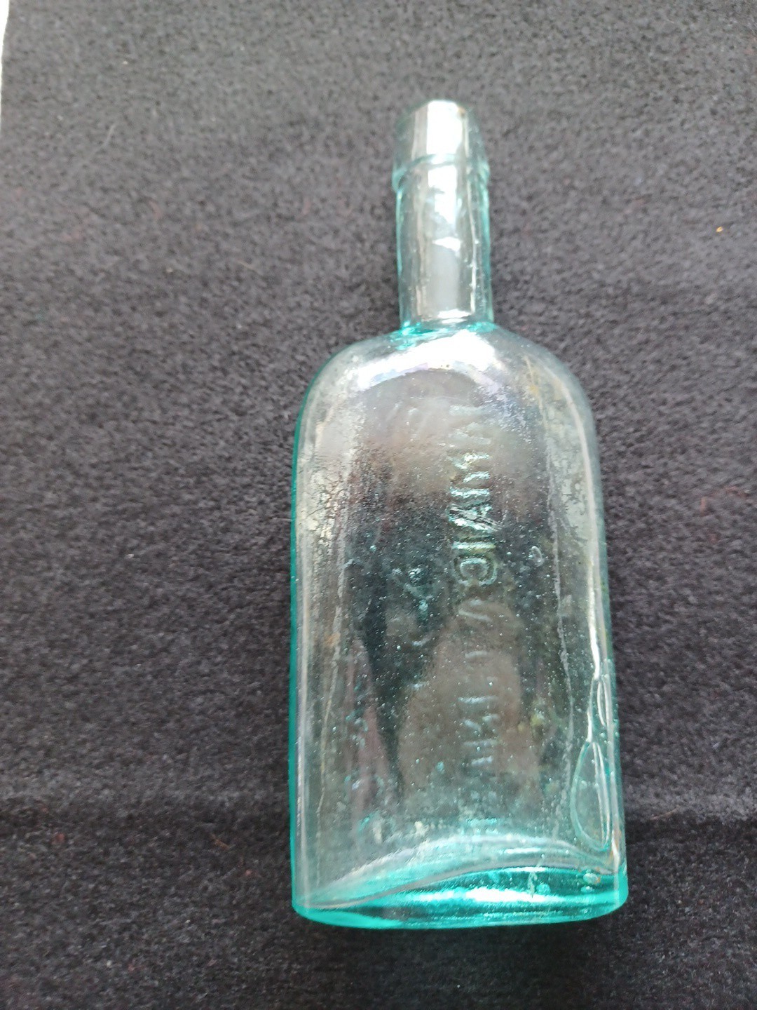 Antique Bottle Embossed Lettering E.G. lyons & Co. S.F Jamaica Ginger