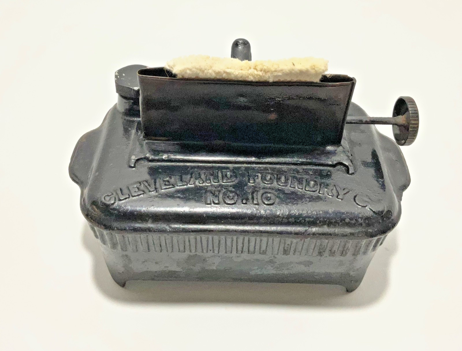 Antique Cleveland Foundry No. 10 Cast Iron Kerosene Sad Iron Heater / Stove Base