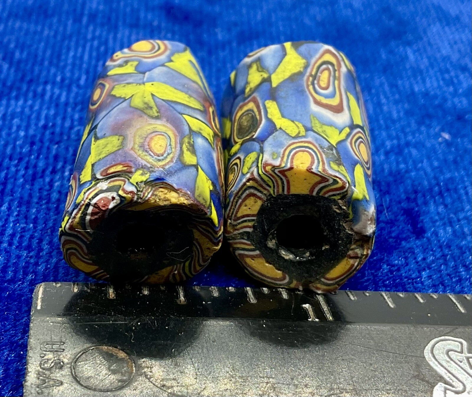 Two Matching Vintage Venetian Millefiori Beads. In Good Condition