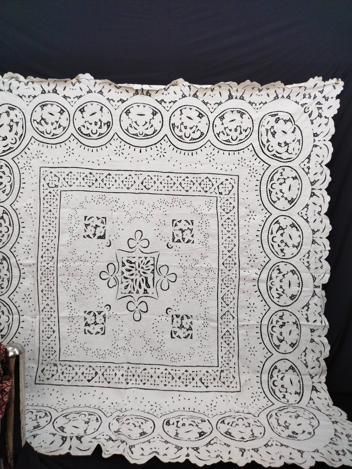 Vintage Linen Lace Bedspread or tablecloth Elegant Embroidered Needlework A92