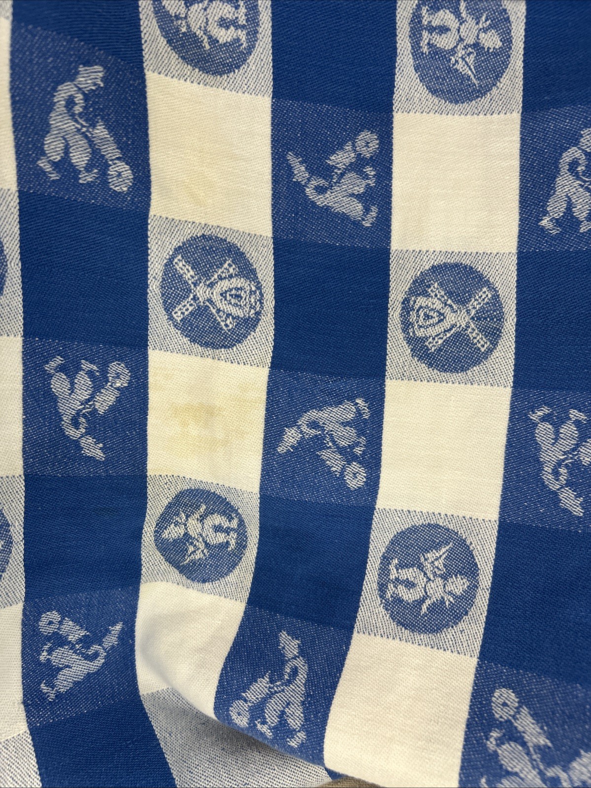 VTG Blue & White Farmhouse Tablecloth /Dutch Windmills & Folk Motifs ~54