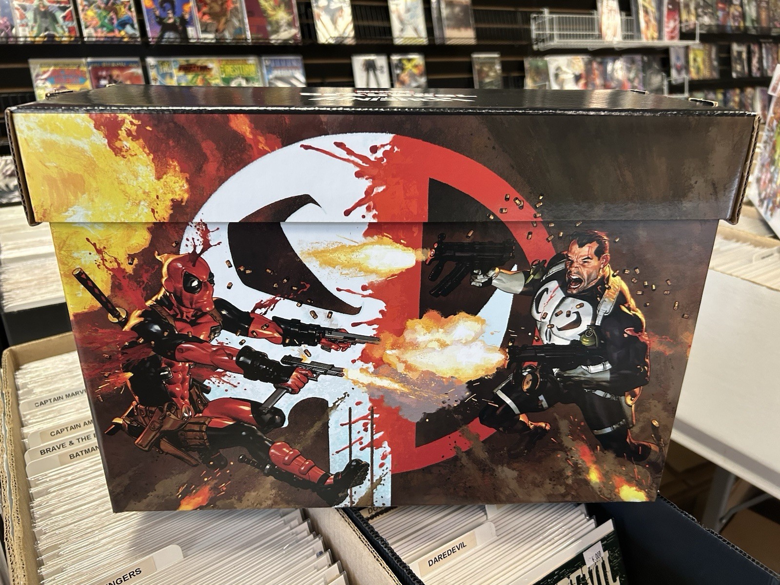 Deadpool / The Punisher Big Guns - Marvel Graphic Comic Storage Box - NEW Deadpool / The Punisher Big Guns - Marvel Graphic Comic Storage Box - NEW