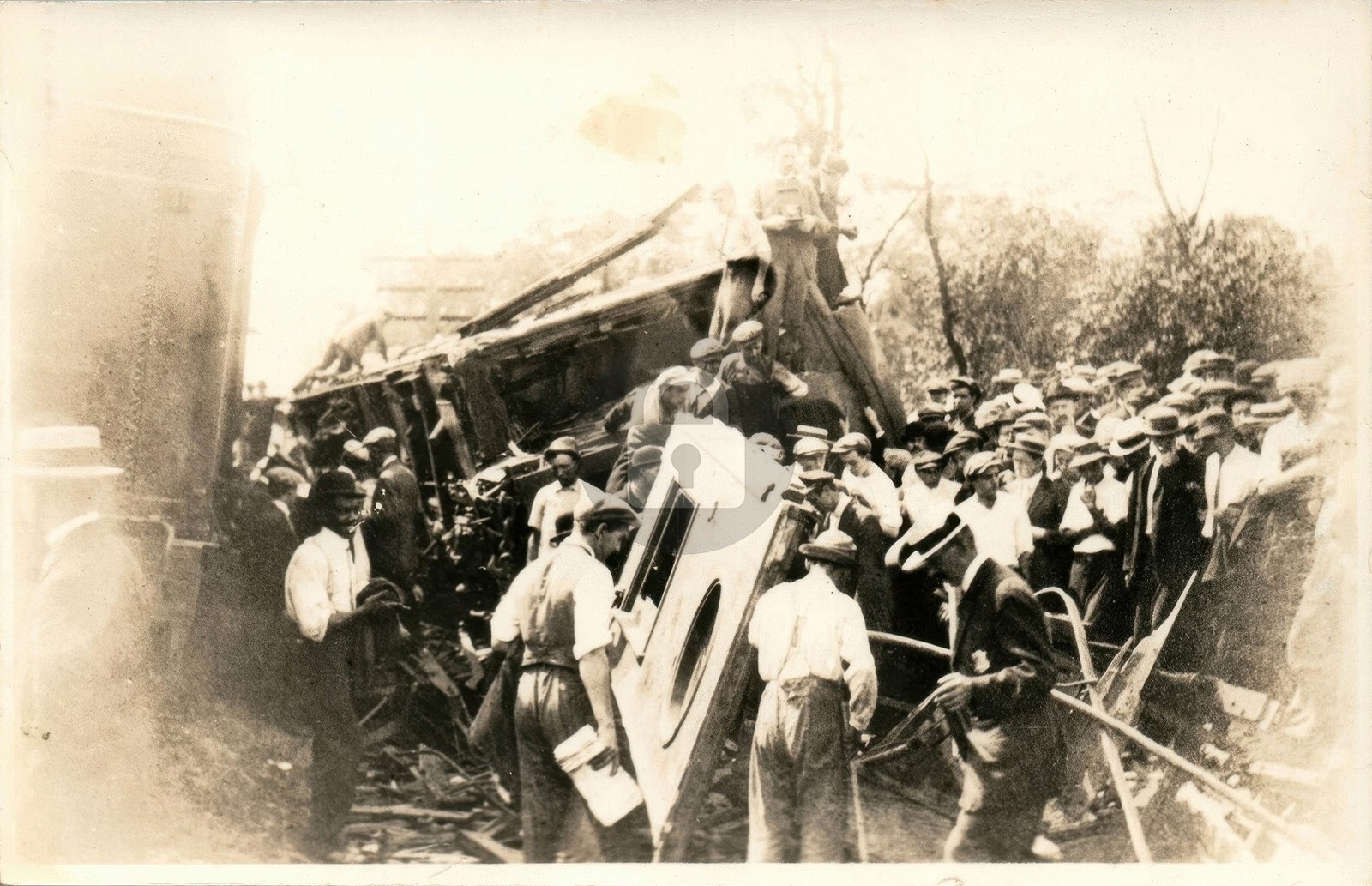 Railroad Railway Train Wreck Wallingford Ct RPPC Photo Postcard COPY