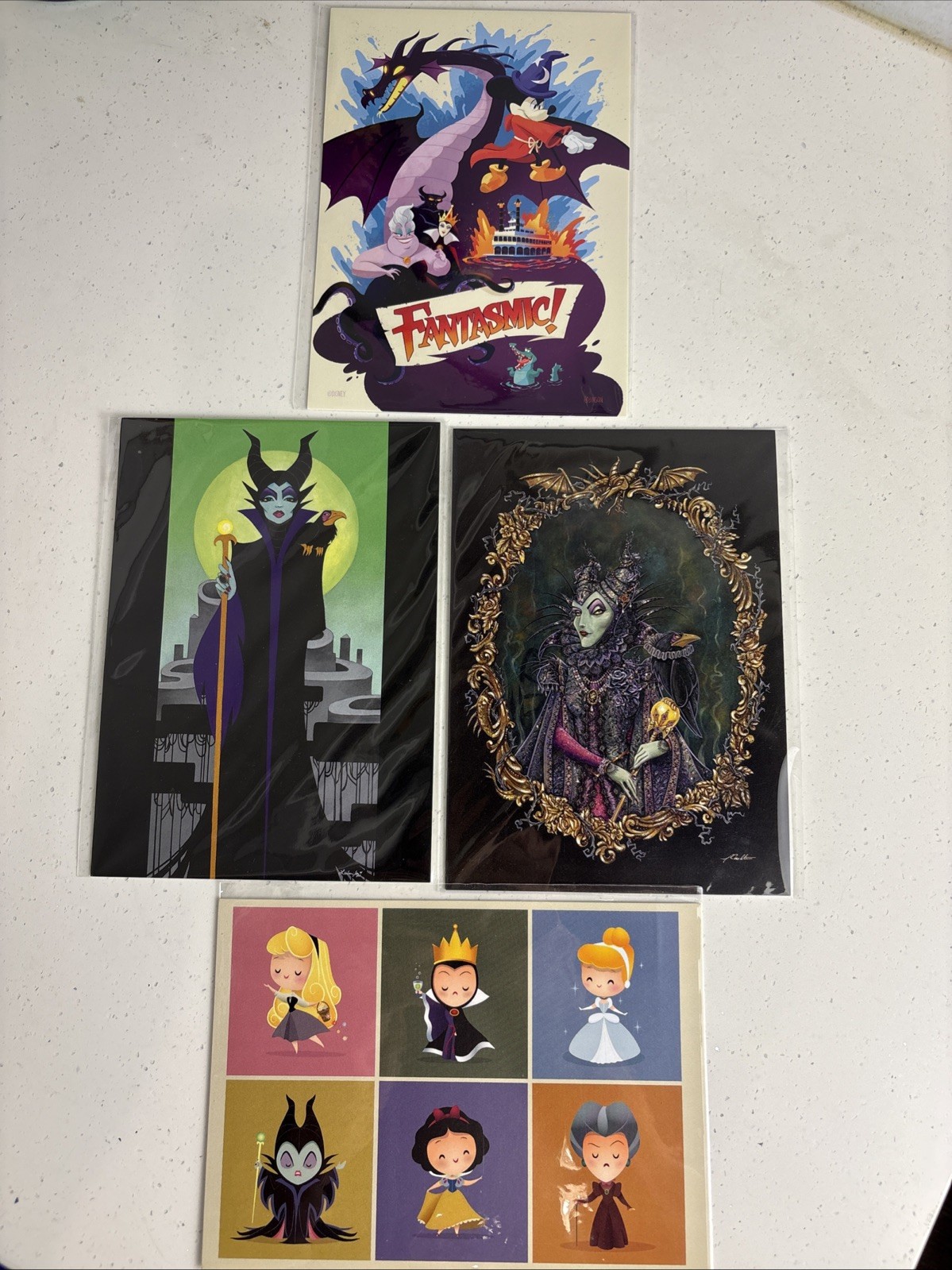 Disney WonderGround 4 Postcards MALEFICENT - Couture de Force-  Fantasmic