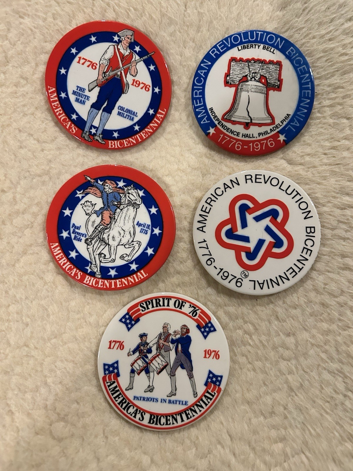 Vintage 1976 American Bicentennial Pinback Button lot of  5, 50 years old