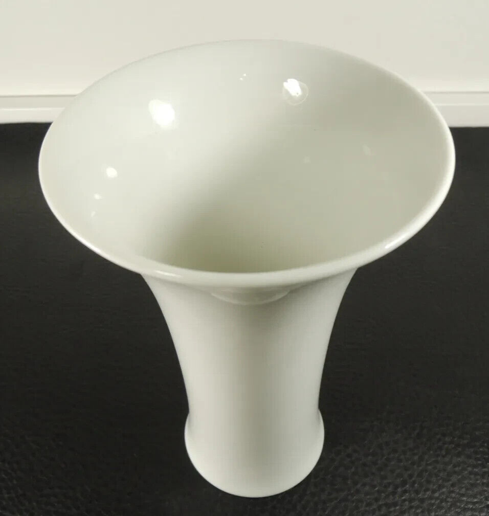 Vintage Augarten Wien Vienna Austria White Porcelain Trumpet Vase 6 Inch