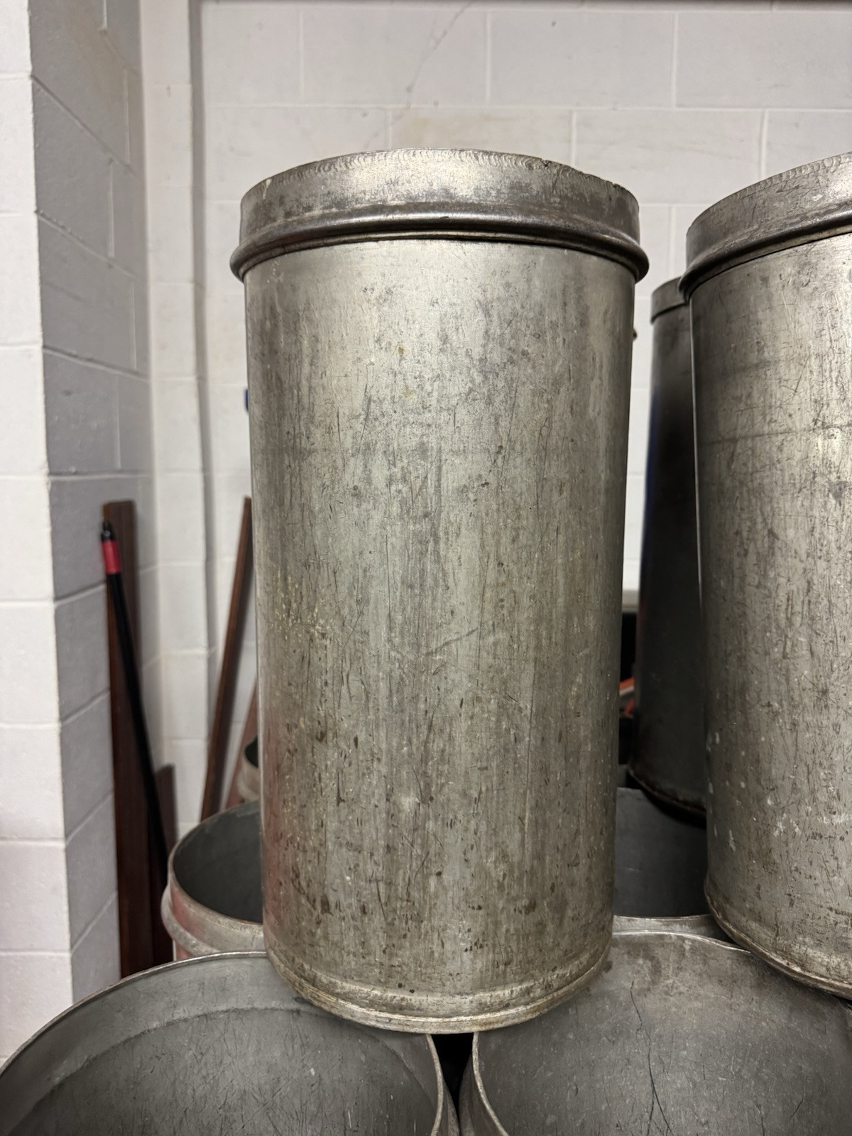 VTG METAL 20 QT ICE CREAM CAN CANISTER DAIRY DRUM 21\