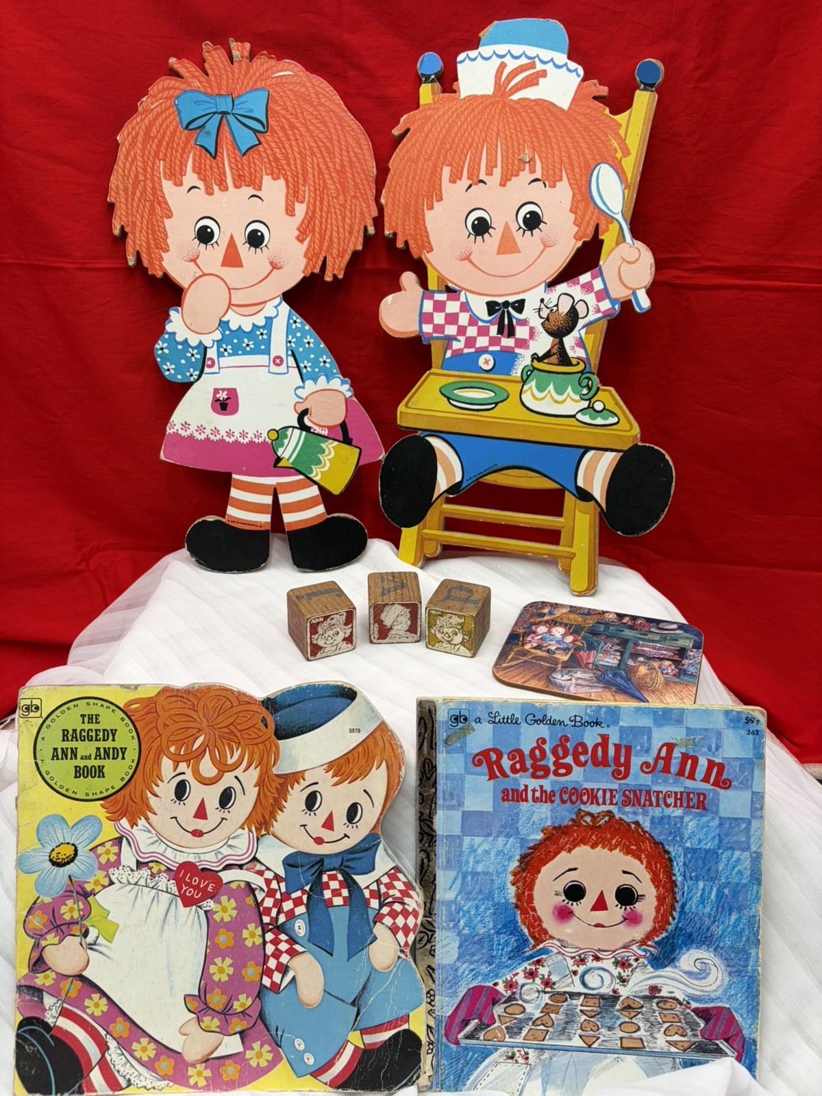 Vintage Raggedy Ann & Andy Collectibles Lot 70s Bobbs-Merrill Wall Decor & Books