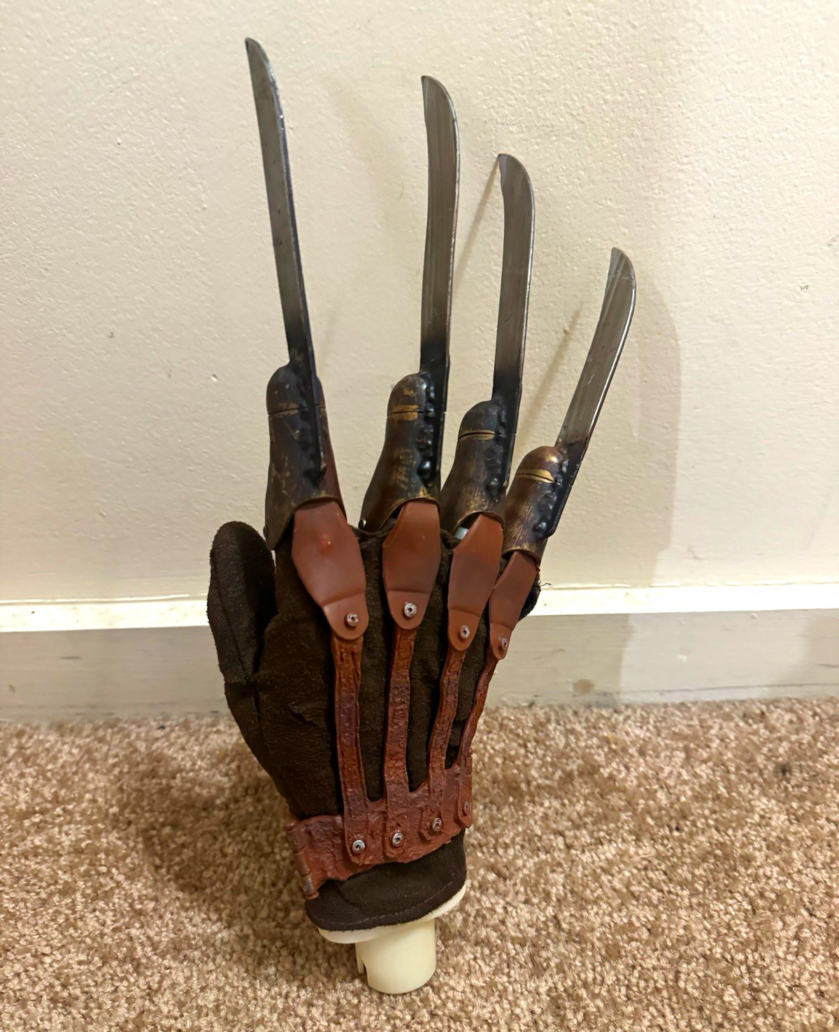 Gemmy Halloween Animated 2010 Life Size Freddy Krueger Glove Restored Working