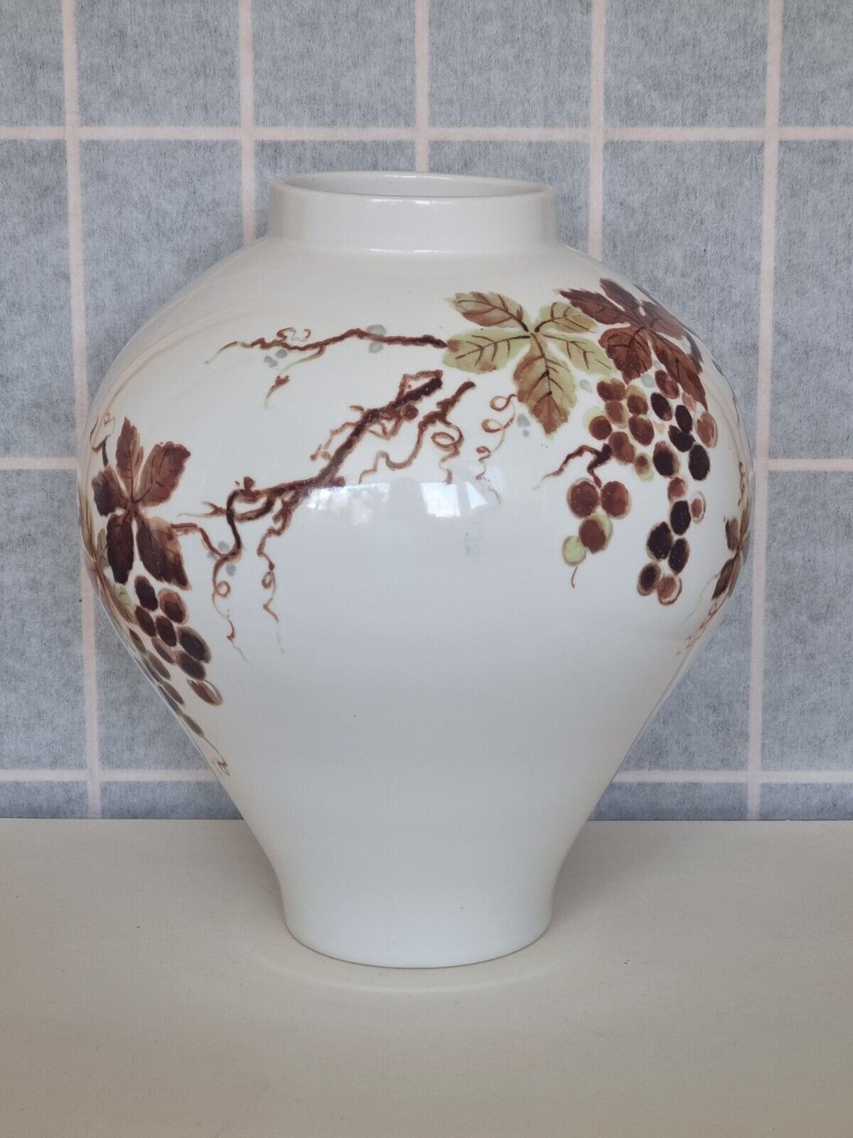 Haengnamsa Vase Large Heavy Grape Vine Hand Panited Vintage Korean Porcelain
