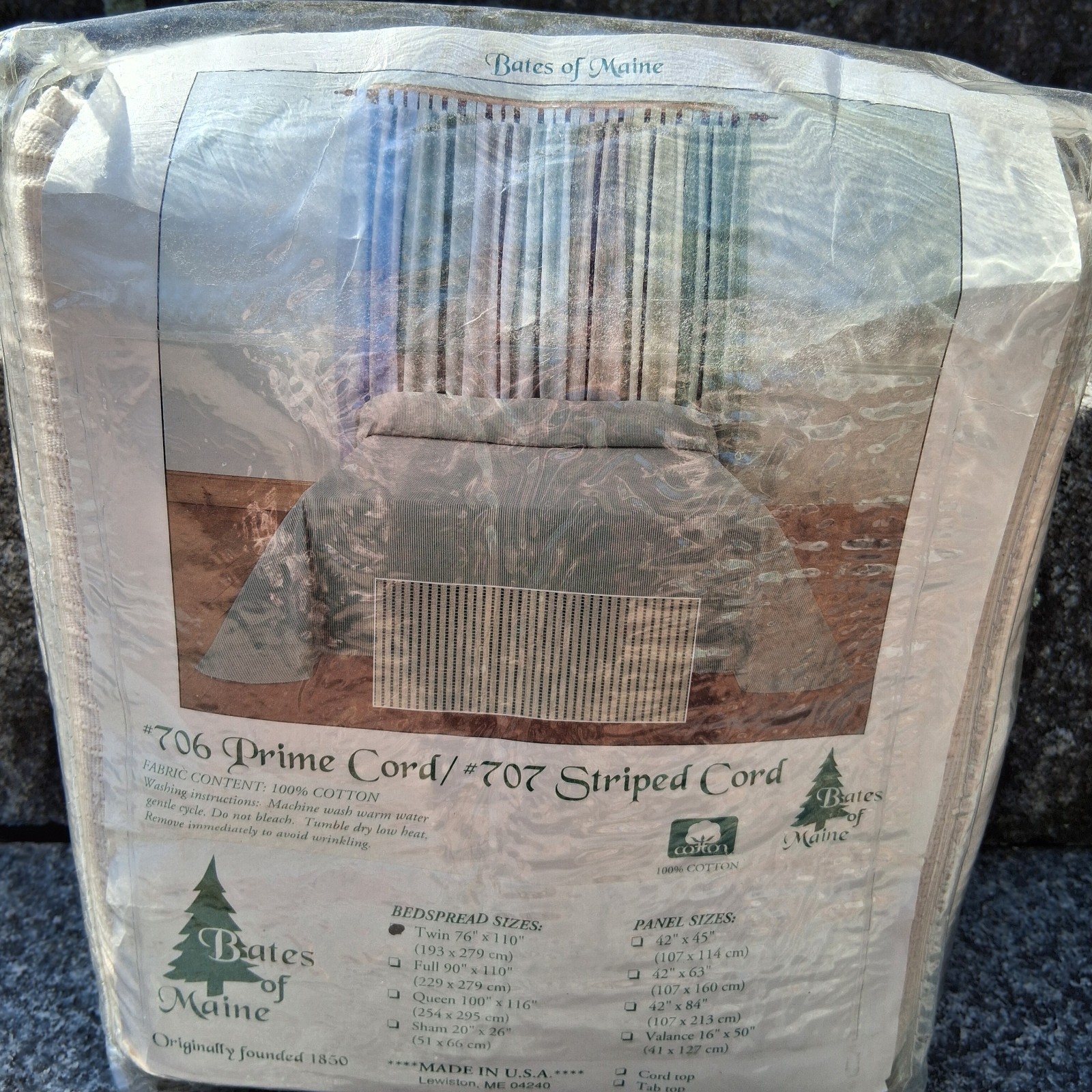 Vintage Bates of Maine Bedspread Twin