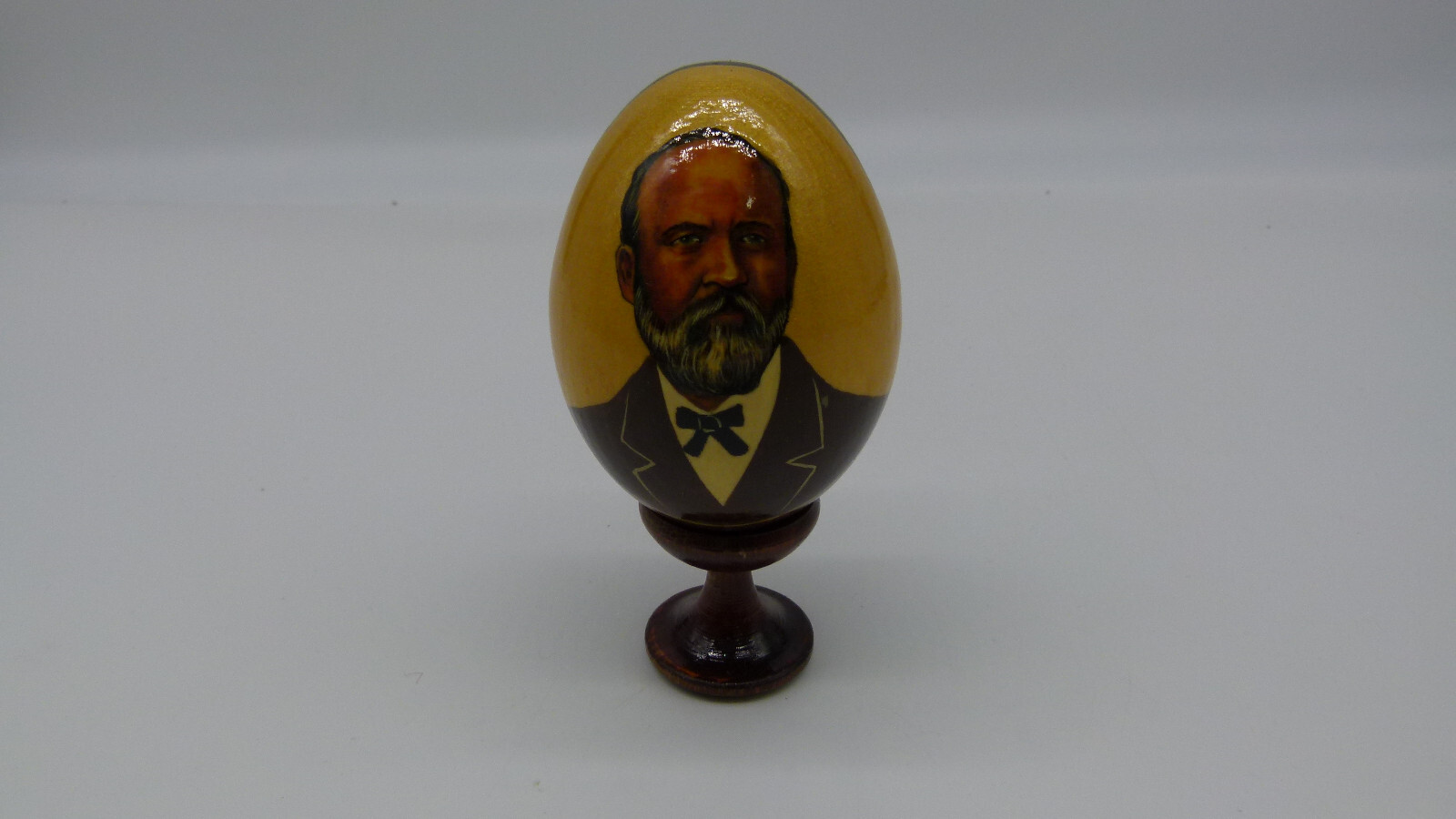 20th President US James A. Garfield 1881 - Hand Painted Wooden Egg on Stand