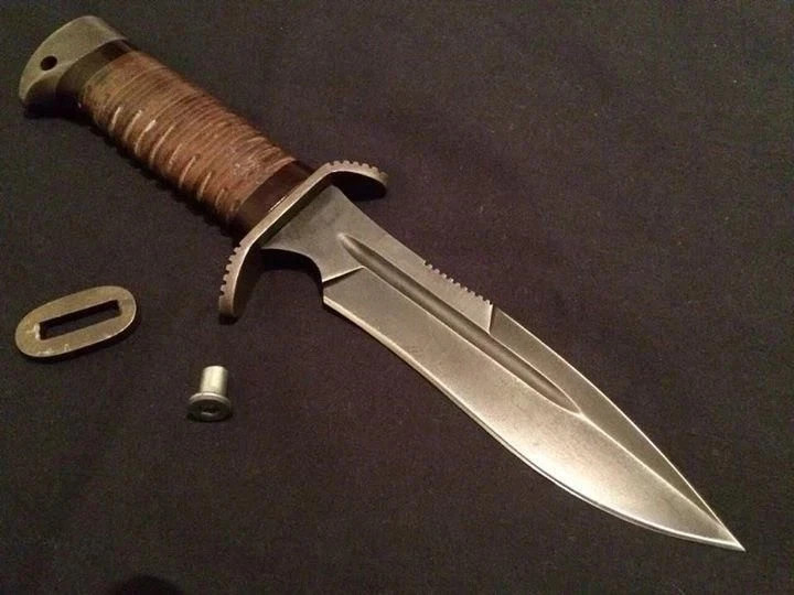 Custom Handmade High Carbon Steel Hunting Bowie Knife With Leather Handle