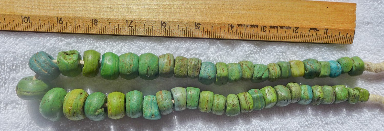 Ancient Hebron (Kano) beads, green strand Ancient Hebron (Kano) beads, green strand