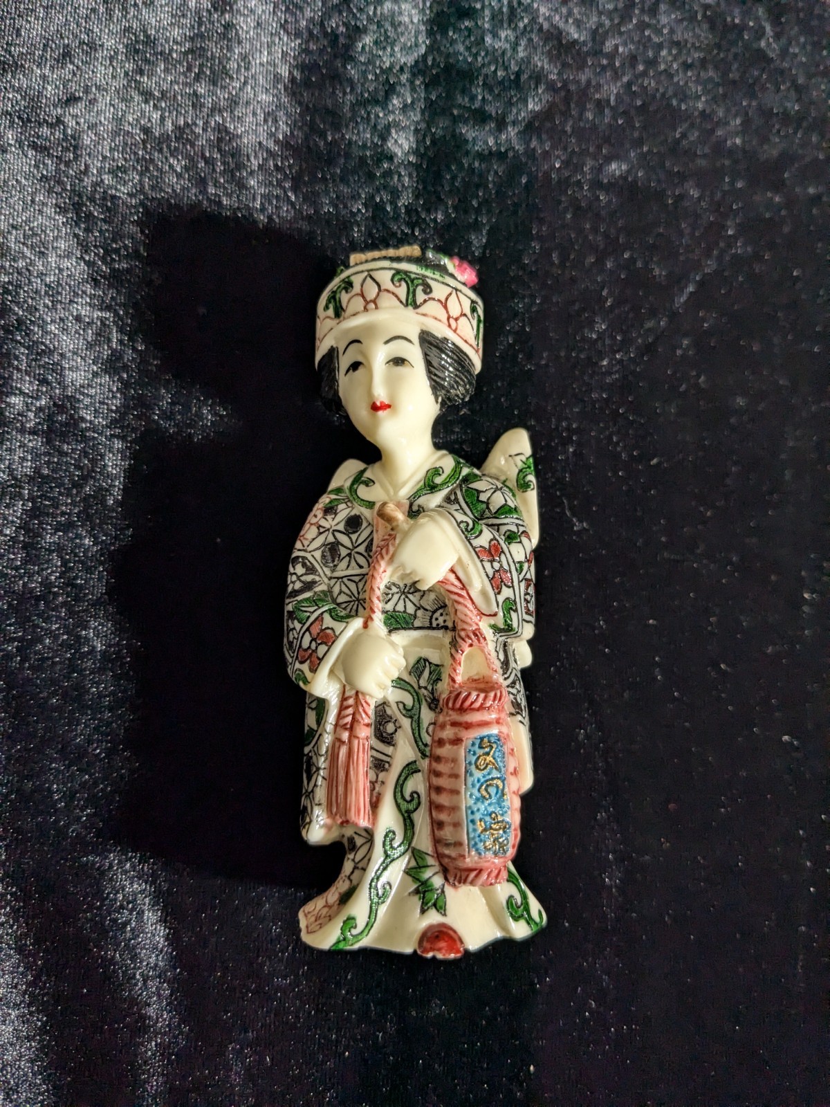 VNTG Japanese Faux Ivory Resin Figurine Geisha Statue Mid Century Vintage