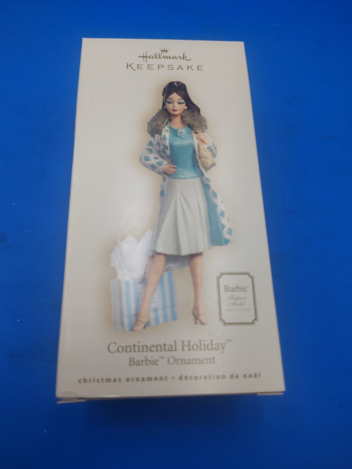 Hallmark Barbie Continental Holiday Fashion Model Ornament 2007 QXI2037Silkstone Hallmark Barbie Continental Holiday Fashion Model Ornament 2007 QXI2037Silkstone