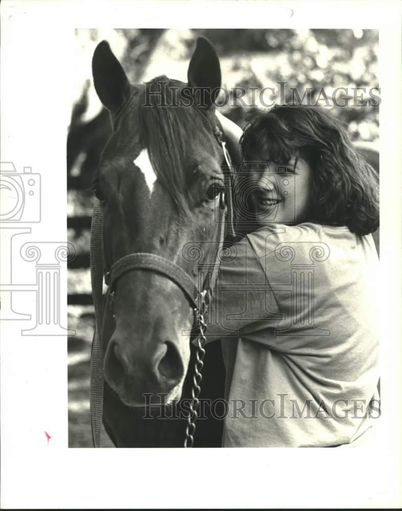 1987 Press Photo Melissa May with her winning show horse \'Ms. Impressible Dream\' 1987 Press Photo Melissa May with her winning show horse \'Ms. Impressible Dream\'