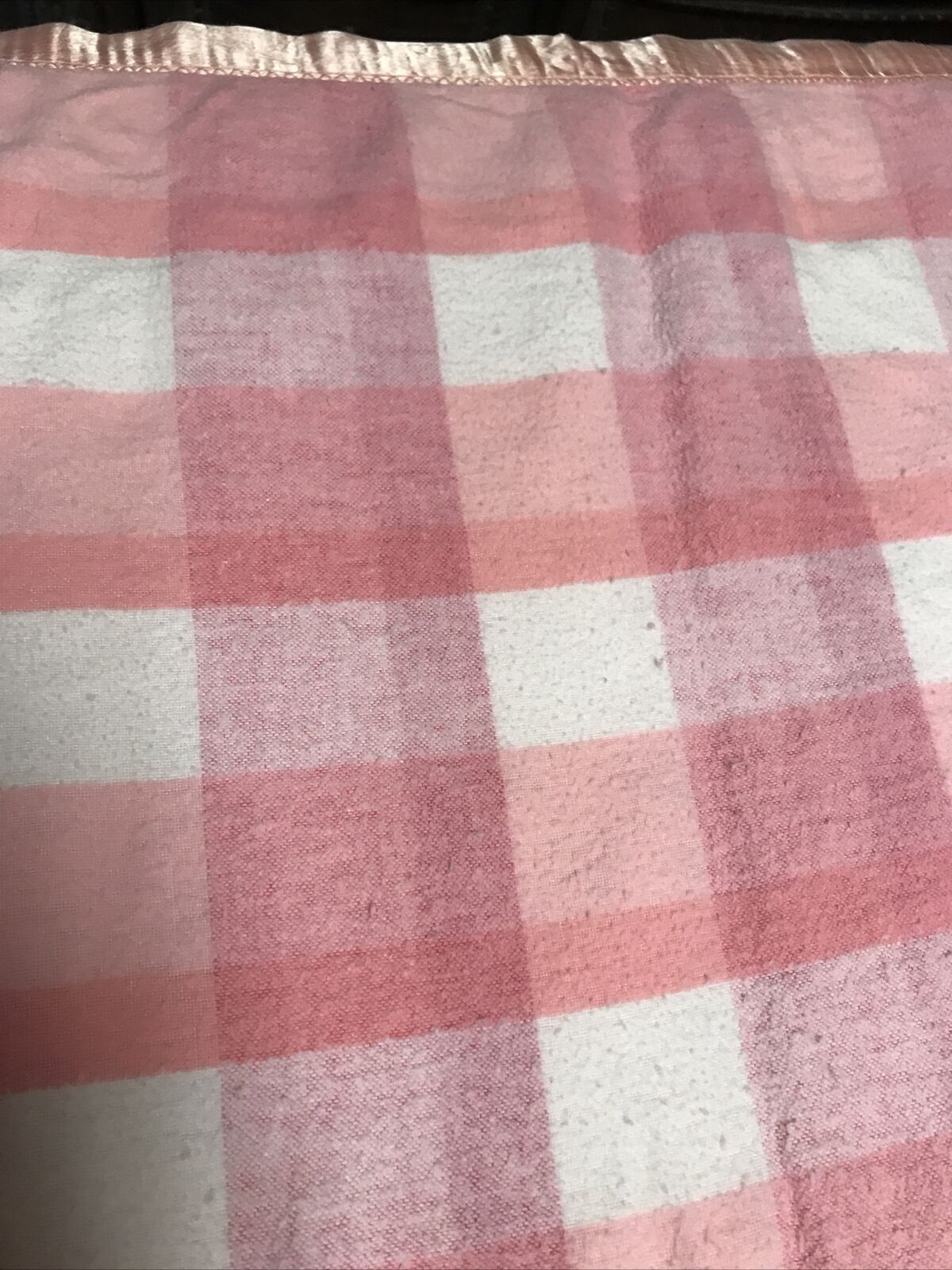 Vintage Pink And White Plain Thin Blanket With Pink Satin Trim 76”x82”