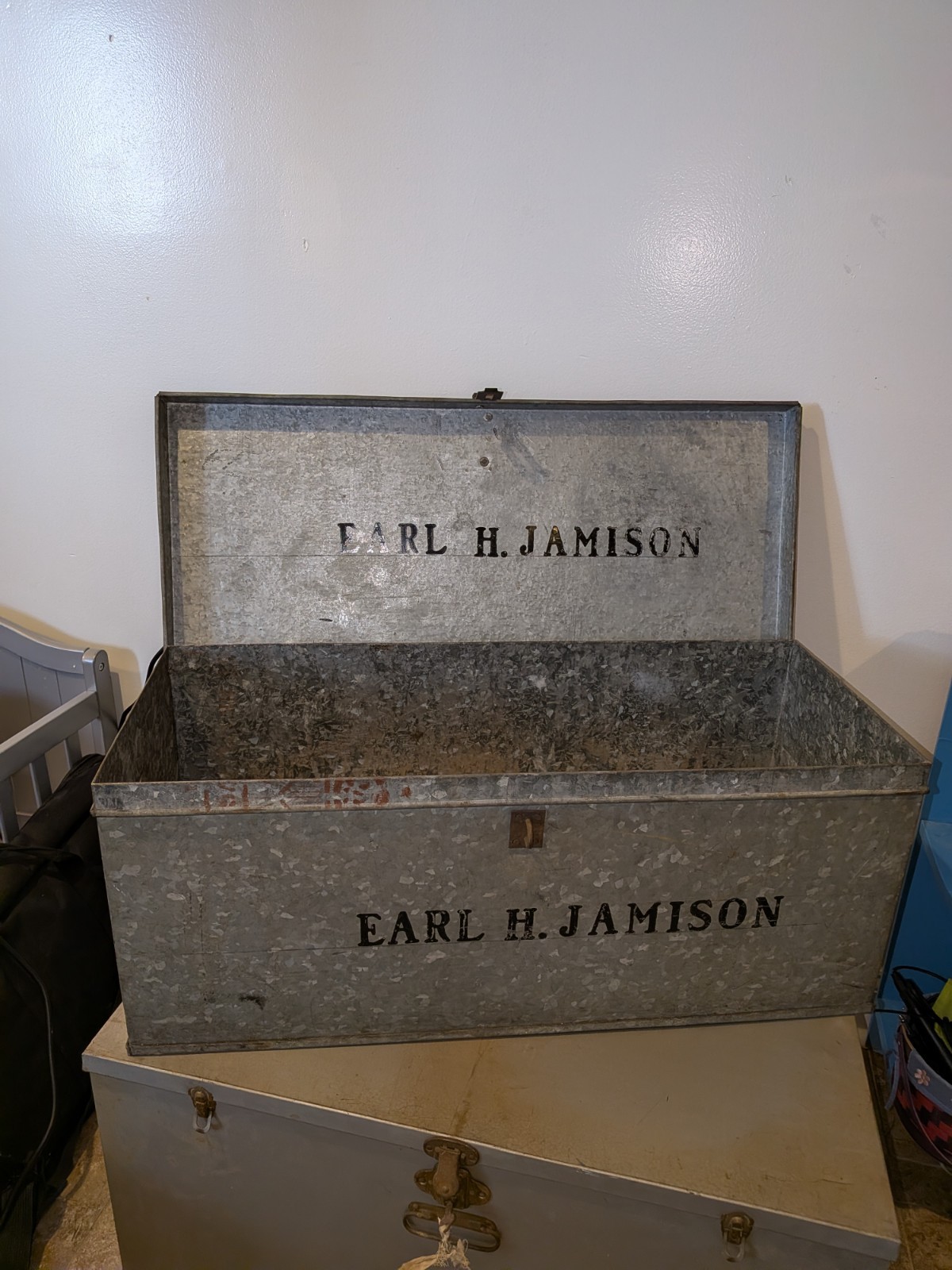 Vintage US Army Air Forces Military Foot Locker/Trunk/Chest- Good Condition Vintage US Army Air Forces Military Foot Locker/Trunk/Chest- Good Condition