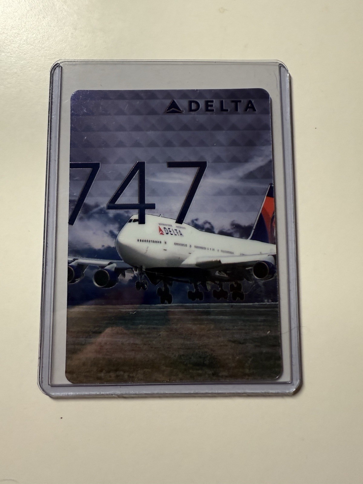 DELTA AIR LINES PILOT TRADING CARD 42 BOEING B747-400 CARD 2016 RARE MINT